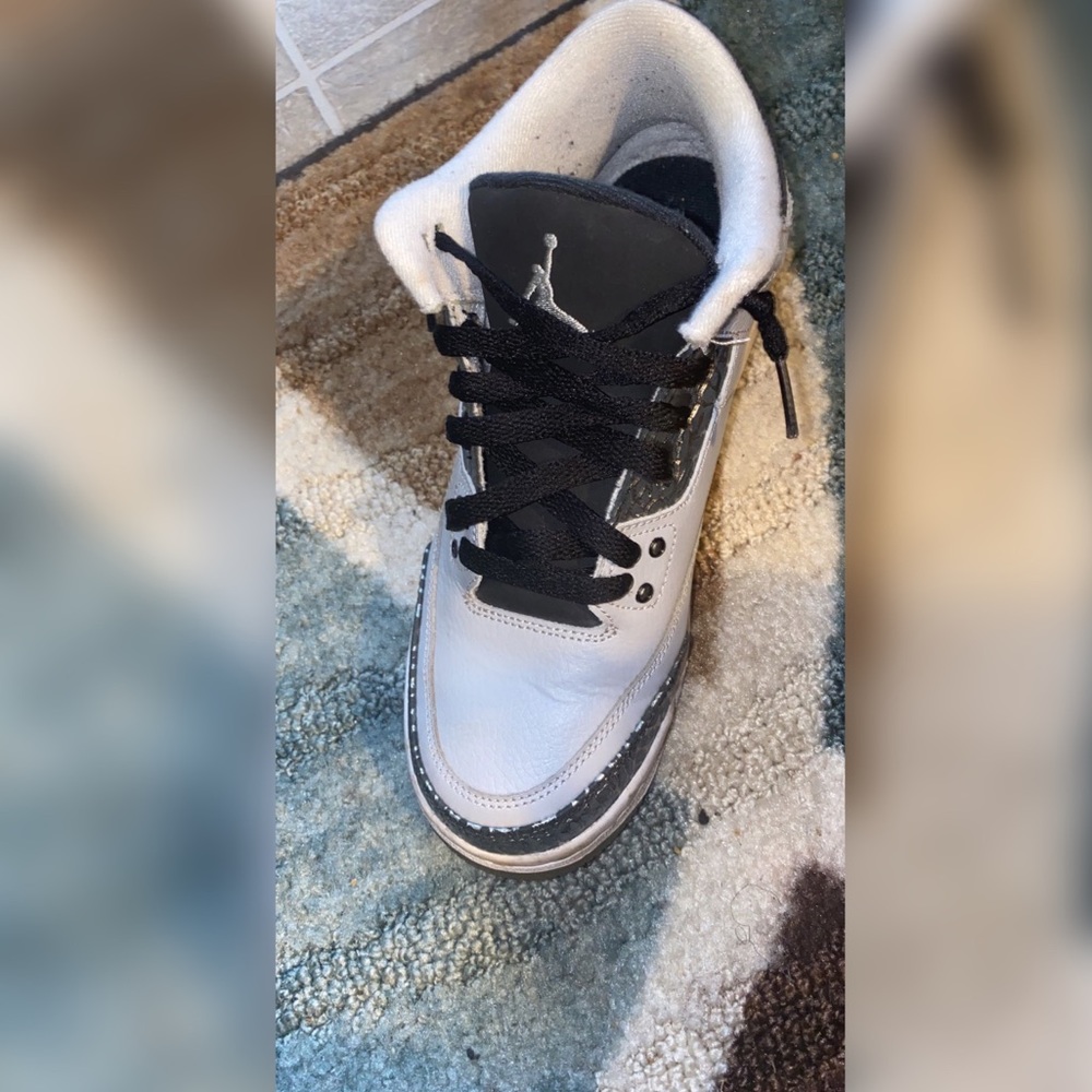 Jordan 3 wolf grey